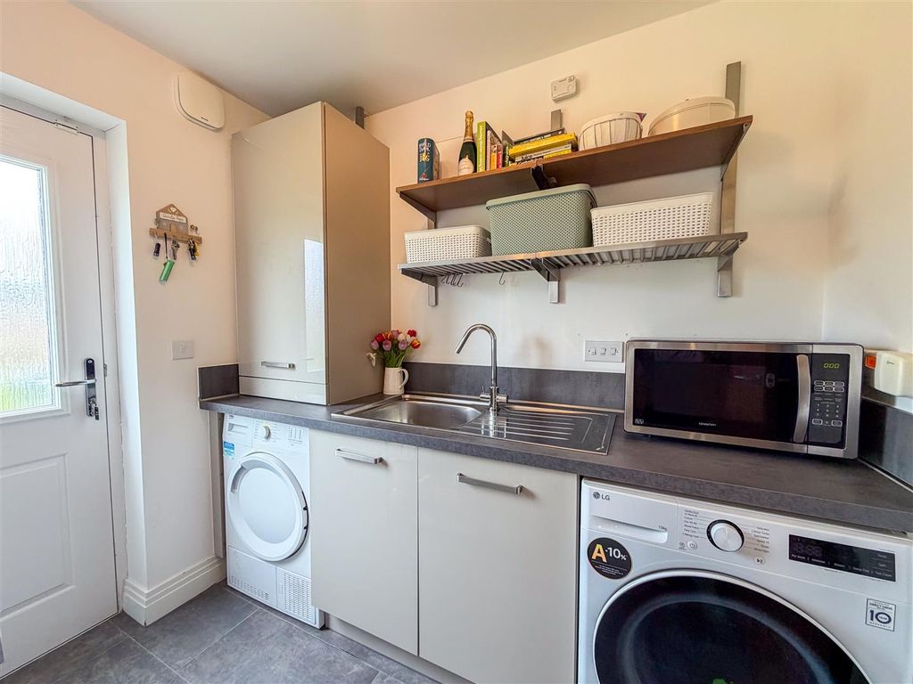 Additional image 10 of 4 bed detached house for saleKnox Wynd, Strathaven ML10