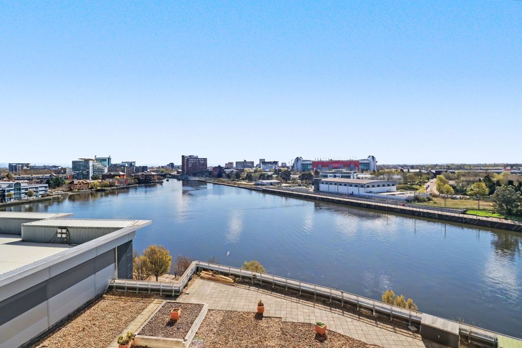 Property photo 2 of 10 Img_2728