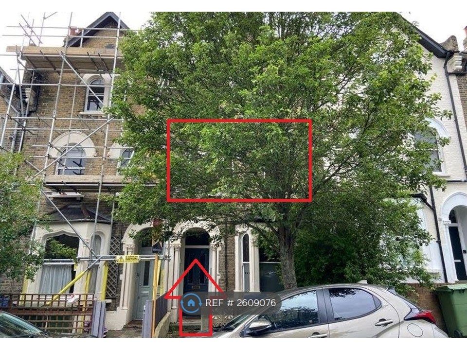 Property photo 2 of 12 Front Of Building