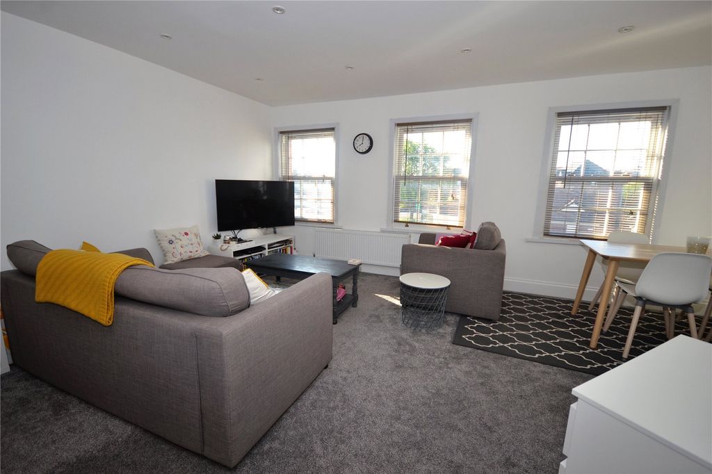 Property photo 2 of 10 Picture No. 04