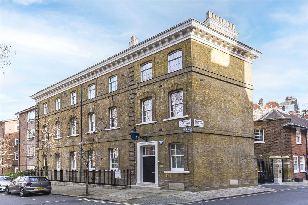 Property photo 2 of 15 Picture No. 10