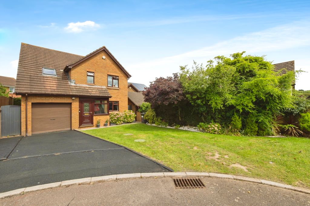 Property photo 1 of 17 Front Of Property