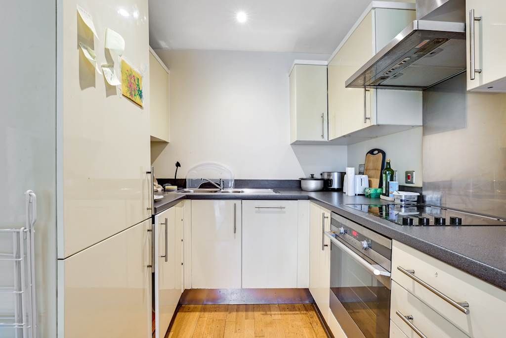 Property photo 2 of 15 02-F999Jhmck - Flat 55 Grove Court - 37-Small