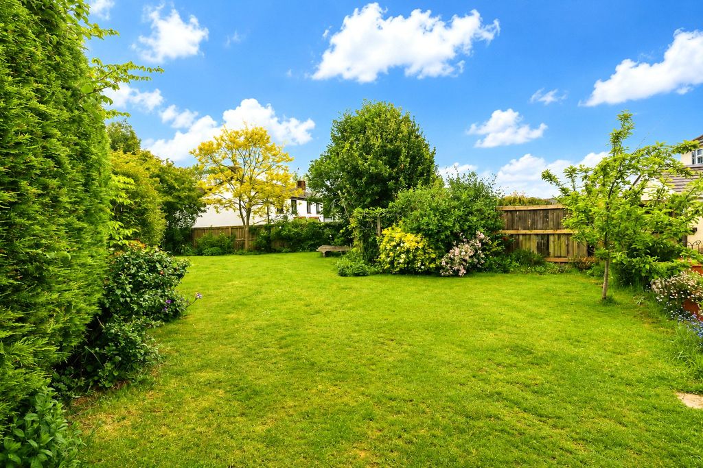 Property photo 3 of 24 3 - Picture No. 20