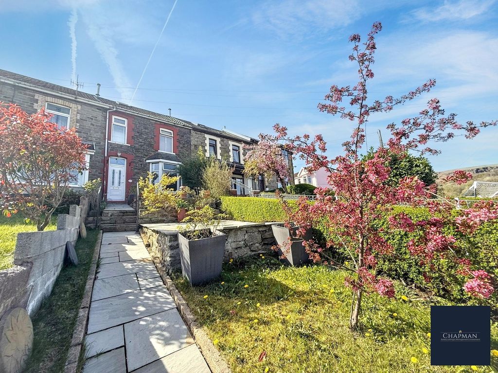 Property photo 1 of 27