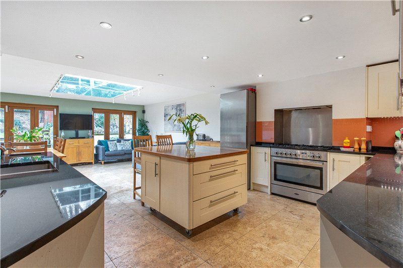 Property photo 3 of 21 Picture No. 05