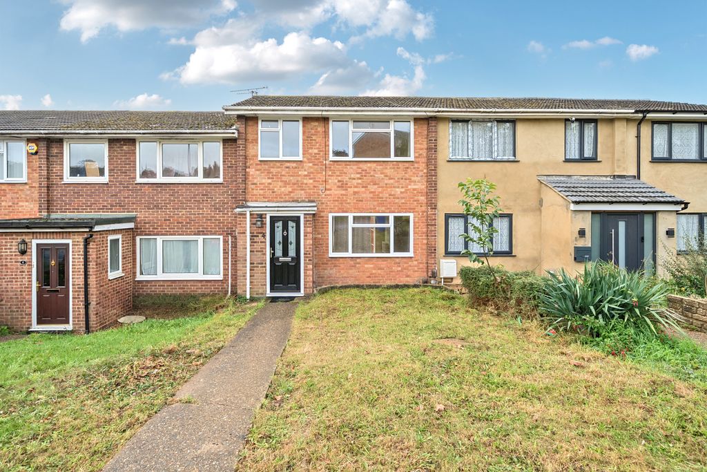 Property photo 2 of 17