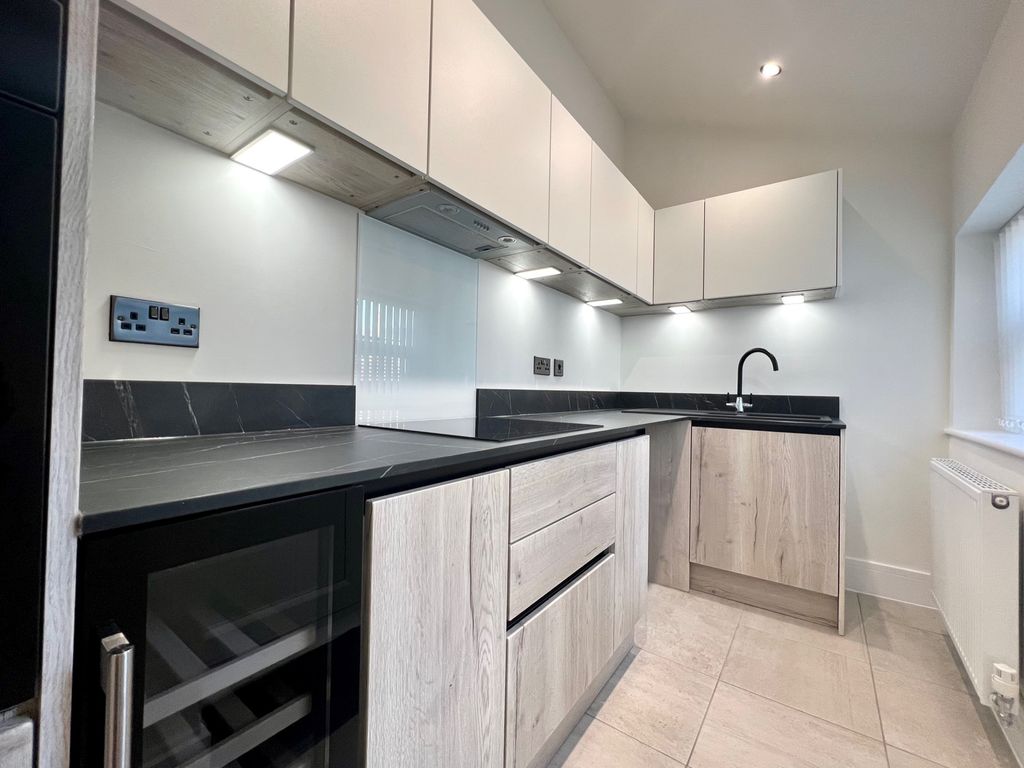 Property photo 3 of 13 Image