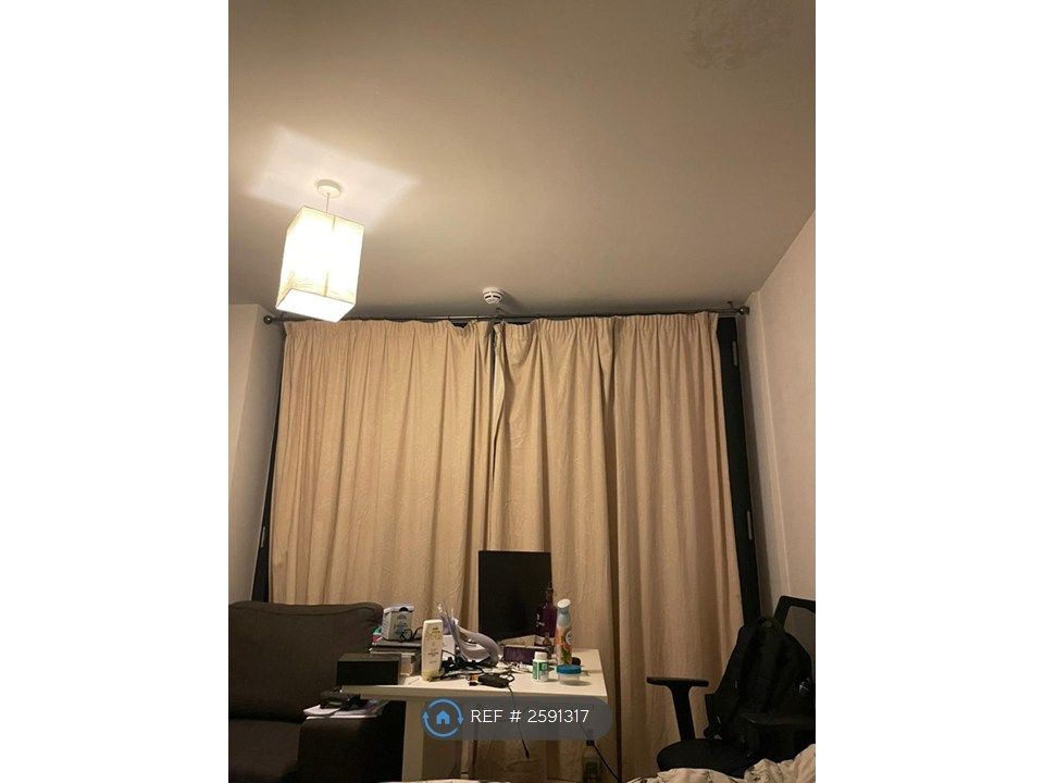 Property photo 3 of 4