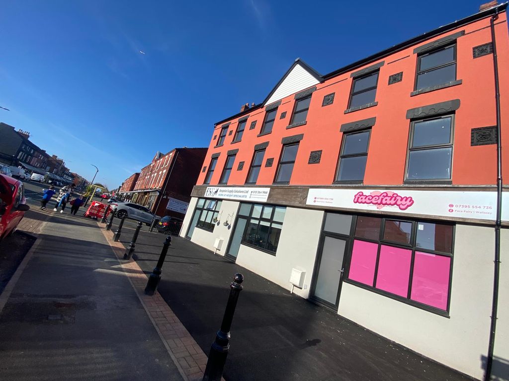 Property photo 3 of 11 Photo 8