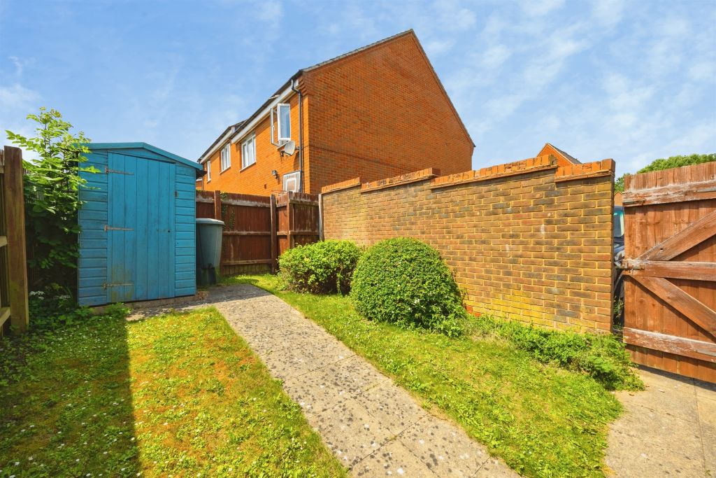 Property photo 2 of 12