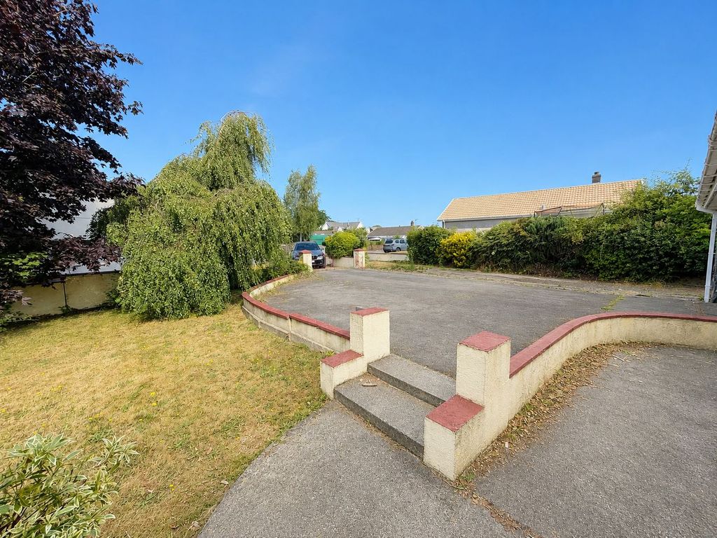 Property photo 3 of 22