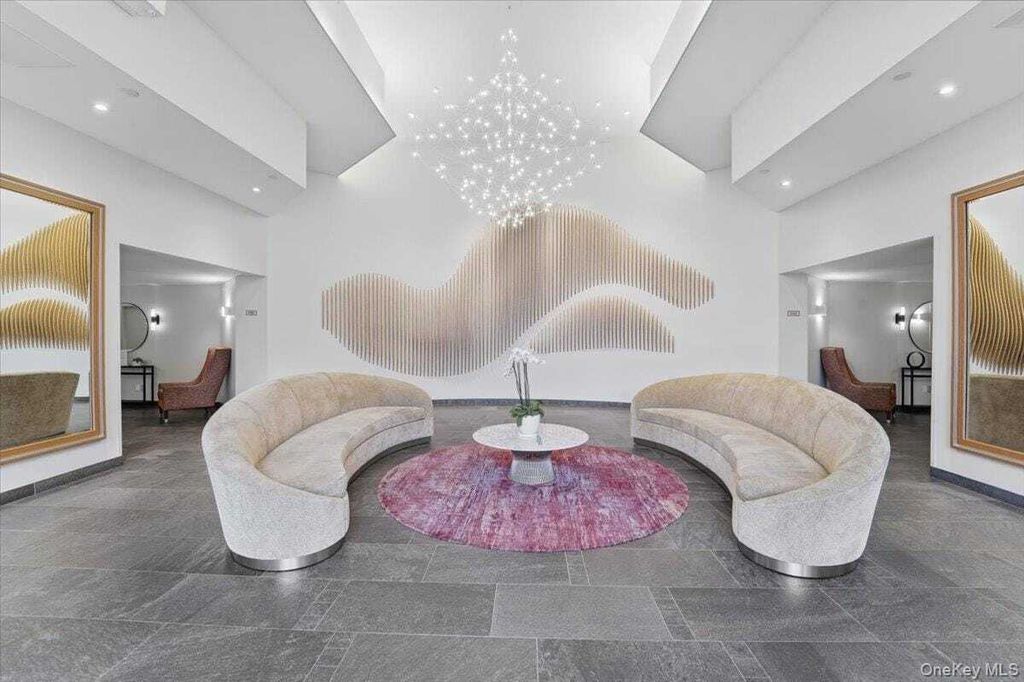 Property photo 3 of 17 <Alttext/>