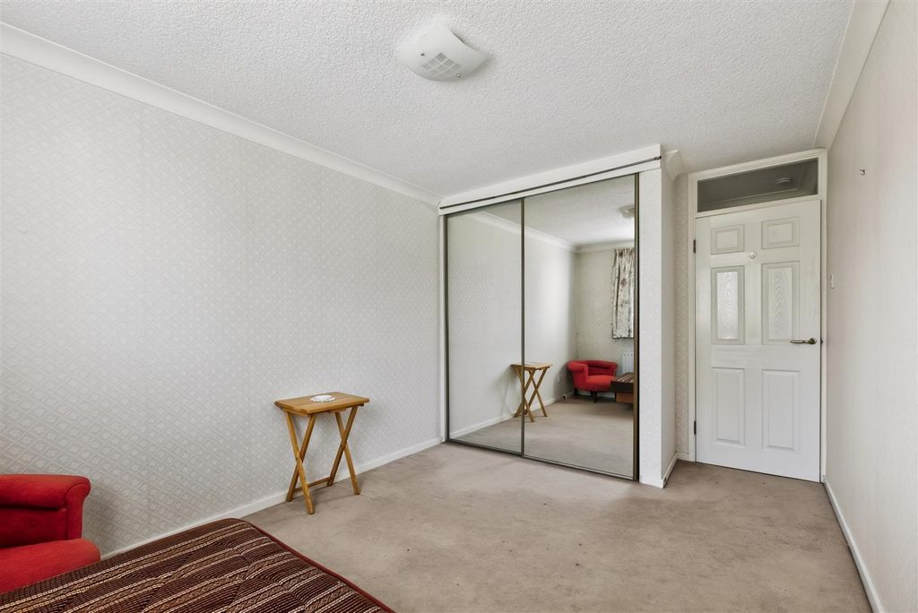 Additional image 16 of 3 bed flat for saleThe Glen, Sheffield S10
