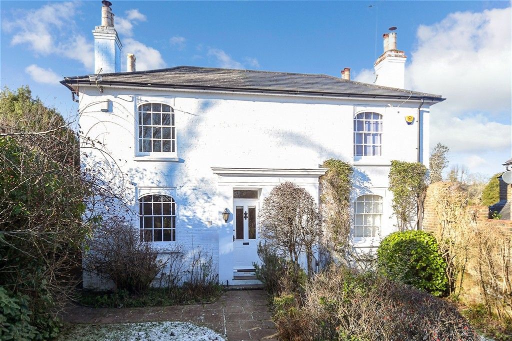 Property photo 1 of 19 External (Brochure).