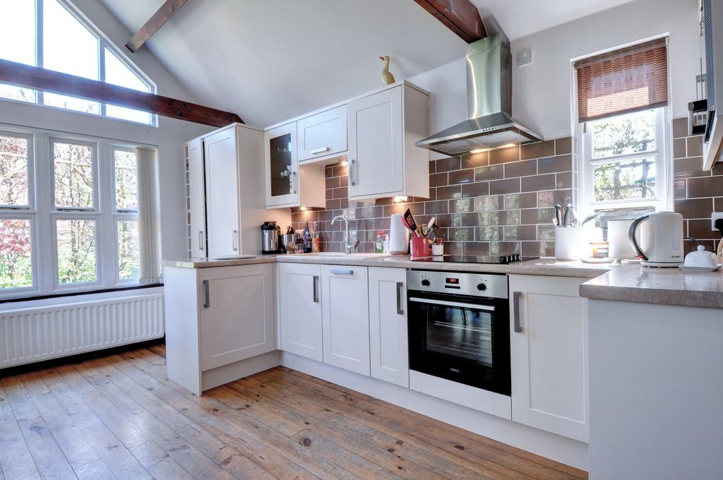 Property photo 3 of 16 Photo 17