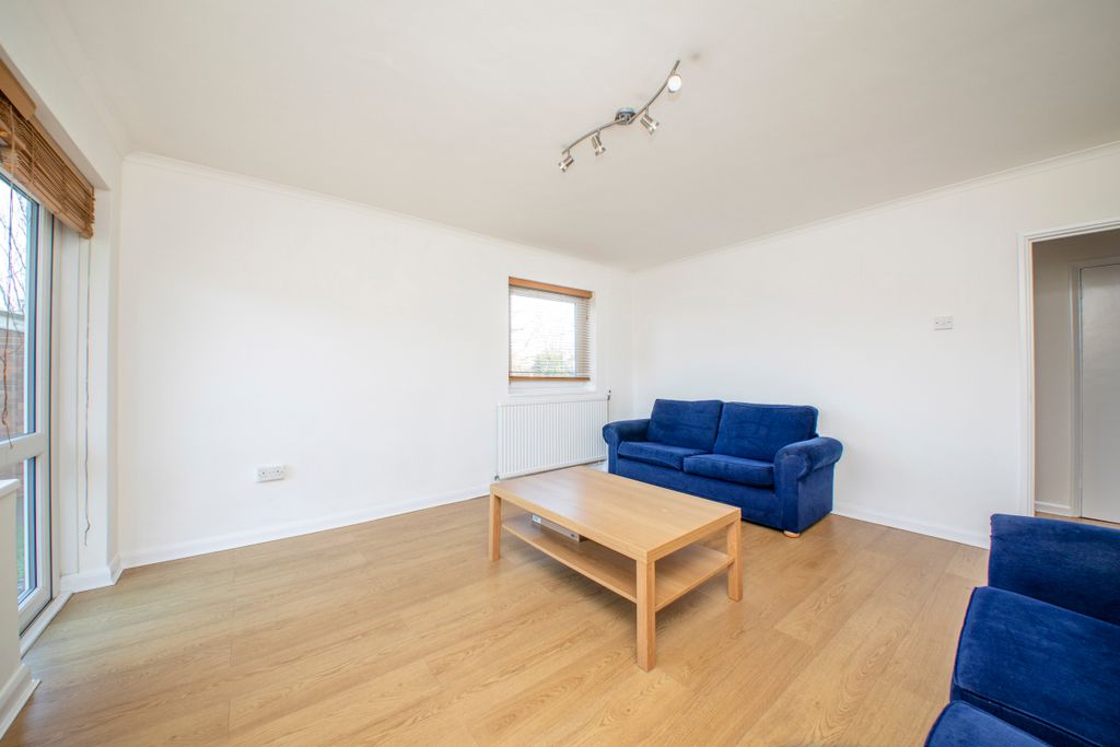 Property photo 2 of 10 Imported Image