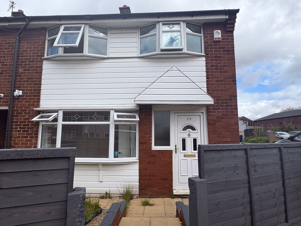 Property photo 2 of 13