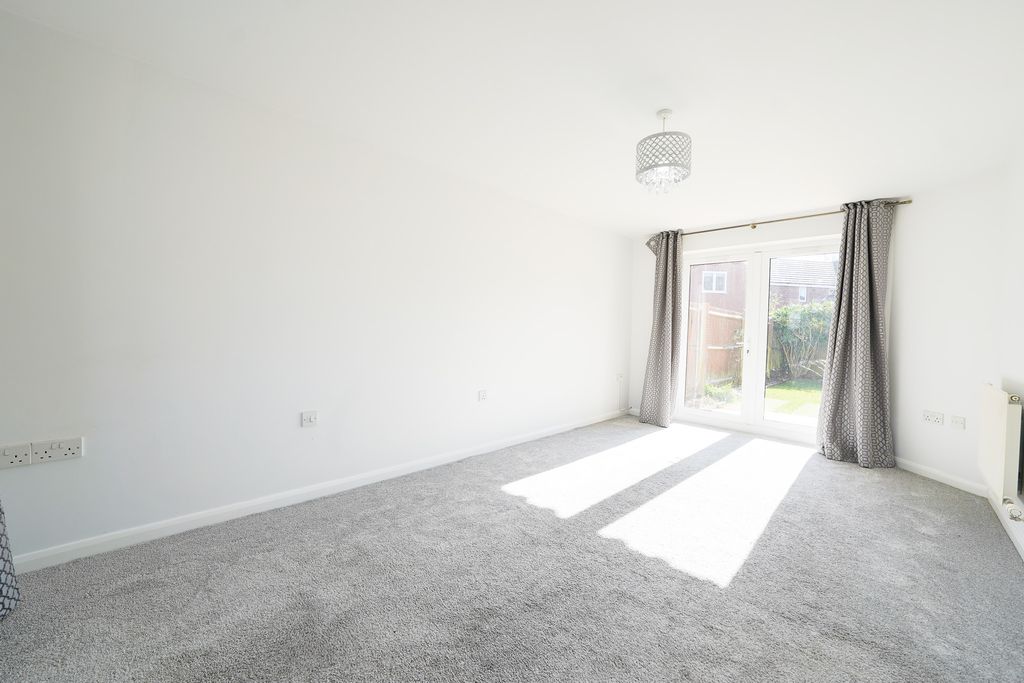 Property photo 3 of 27 Dsc01159