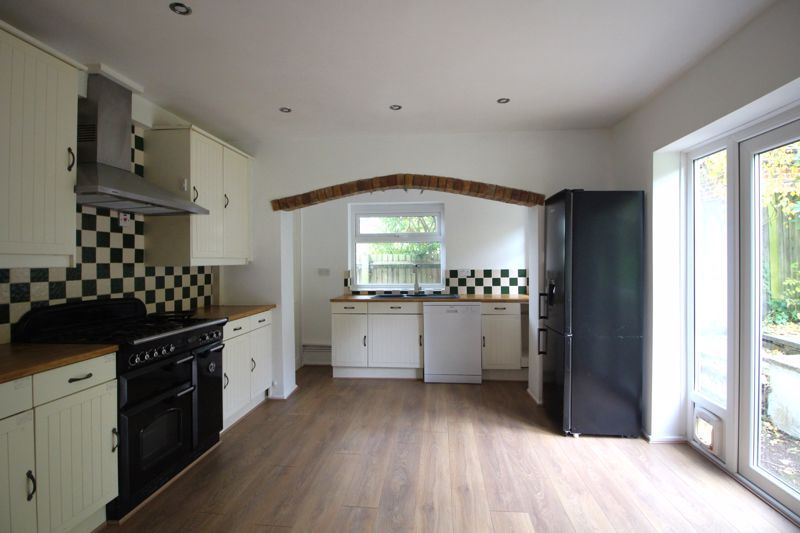 Property photo 3 of 18 Photo 19