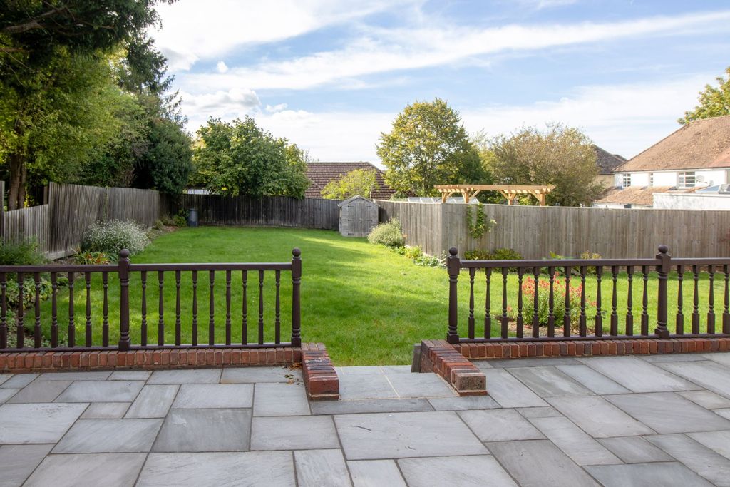 Property photo 3 of 21