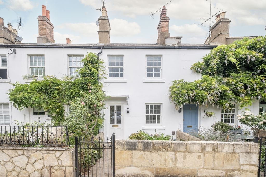 Property photo 1 of 18 Old-Palace-Lane-0...
