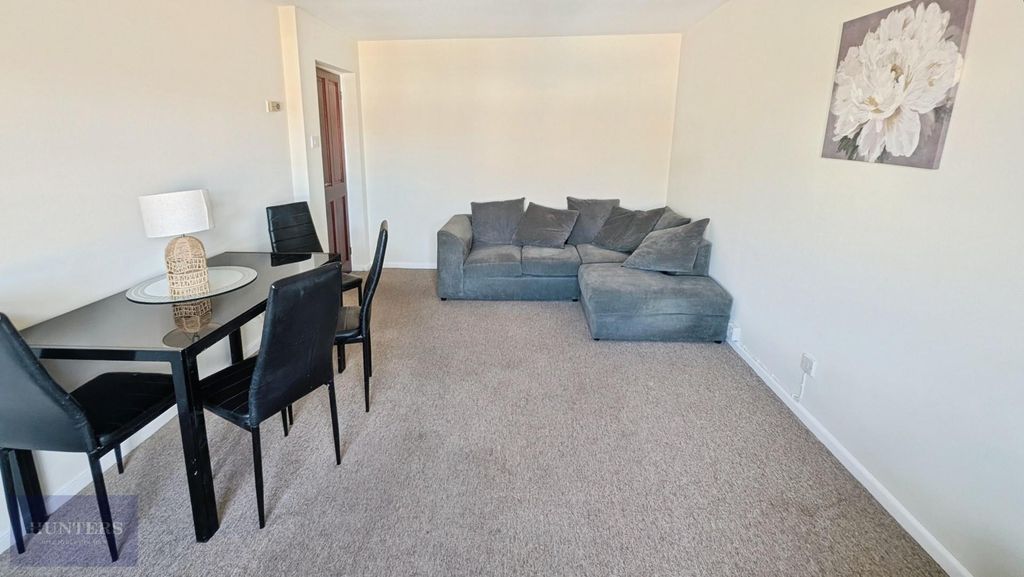 Property photo 3 of 7 46Aff6F2-1000040169.Jpg