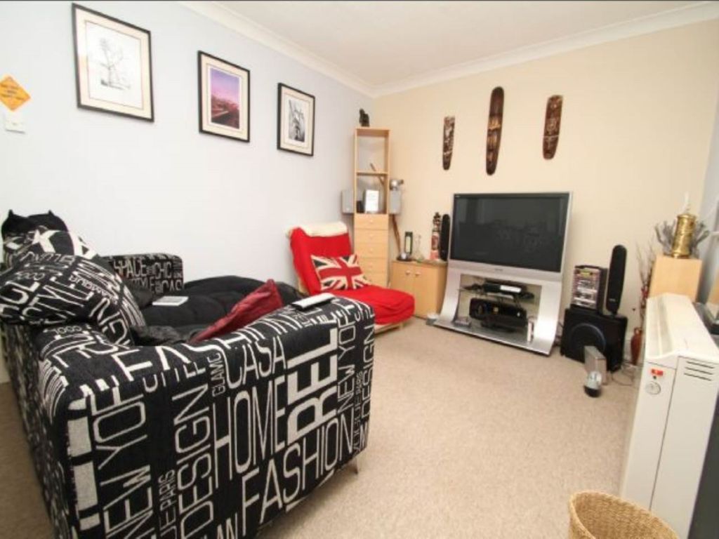 Property photo 2 of 6 Images