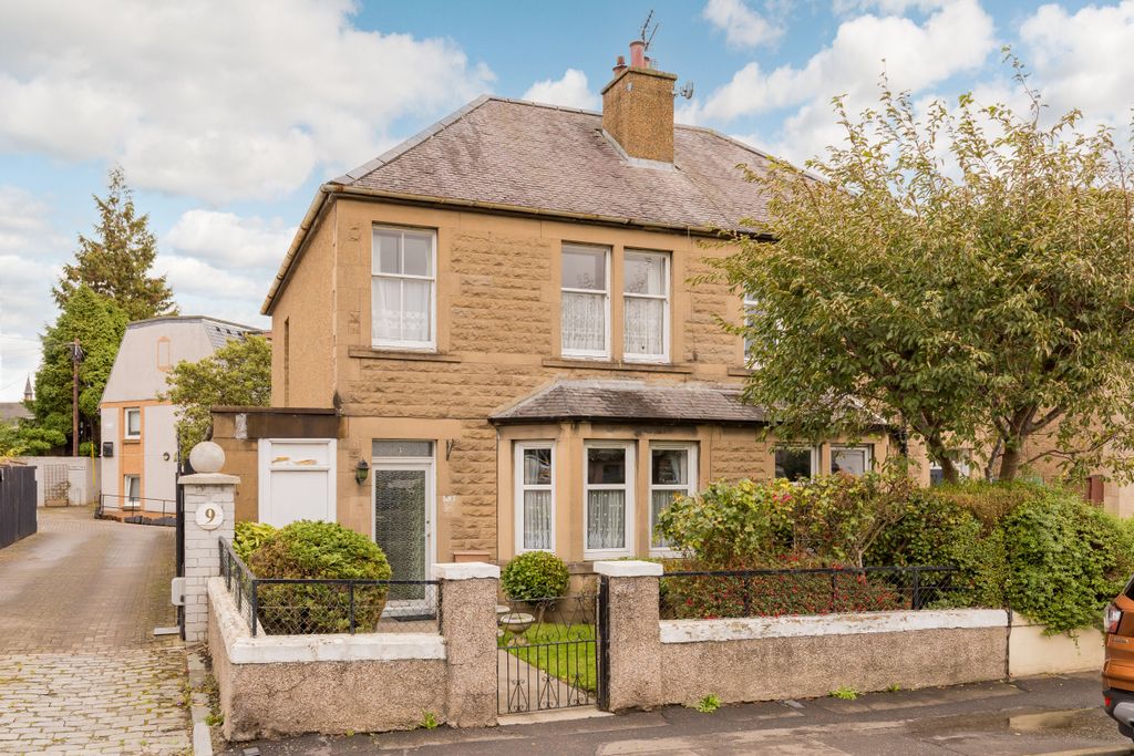 Property photo 1 of 1