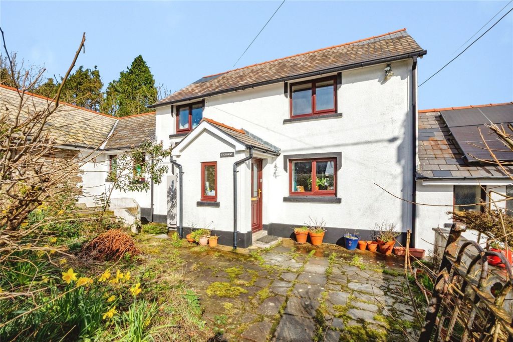 Property photo 2 of 41 Picture No. 33