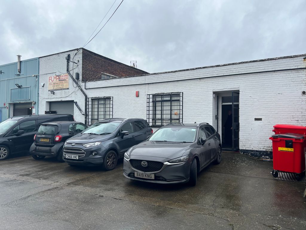 Property photo 2 of 10