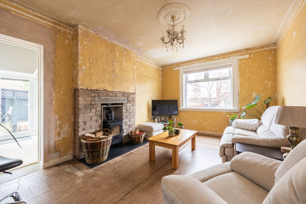 Property photo 2 of 21 Property Image 2