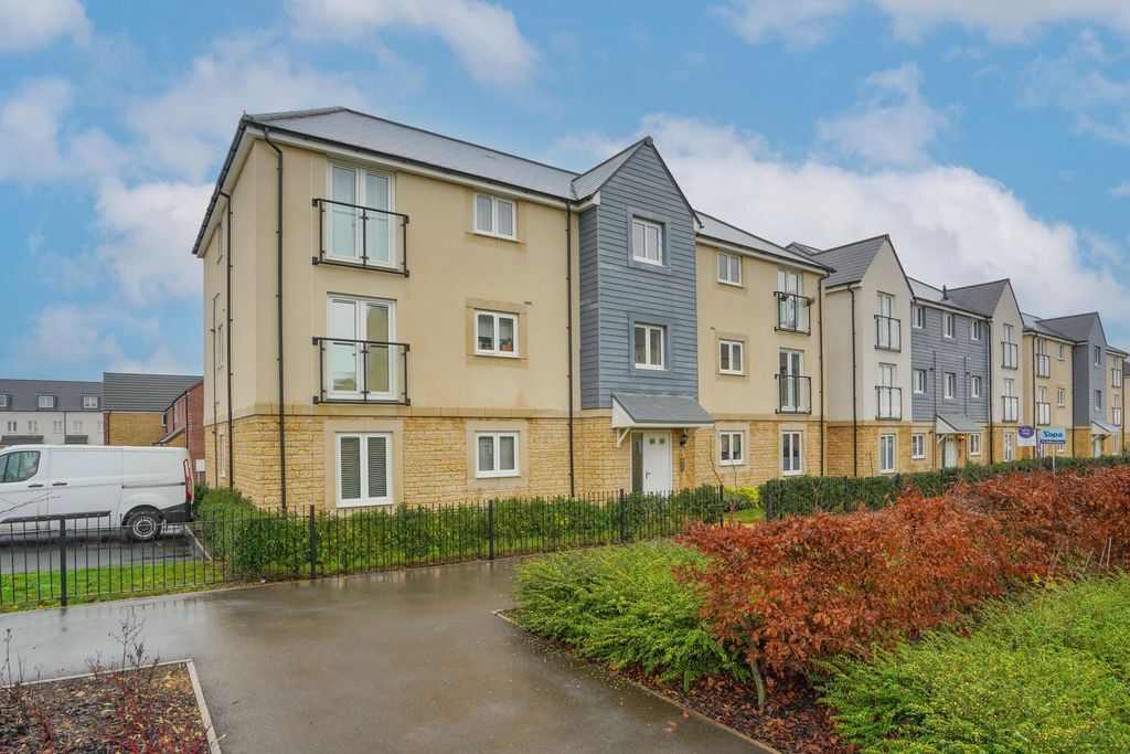 Property photo 1 of 9 Front Elevation