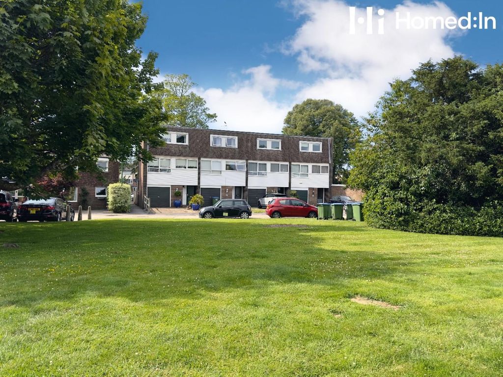 Property photo 1 of 21 Ezy Watermark_18-06-2025_05-38-11-6330Pm.Jpeg