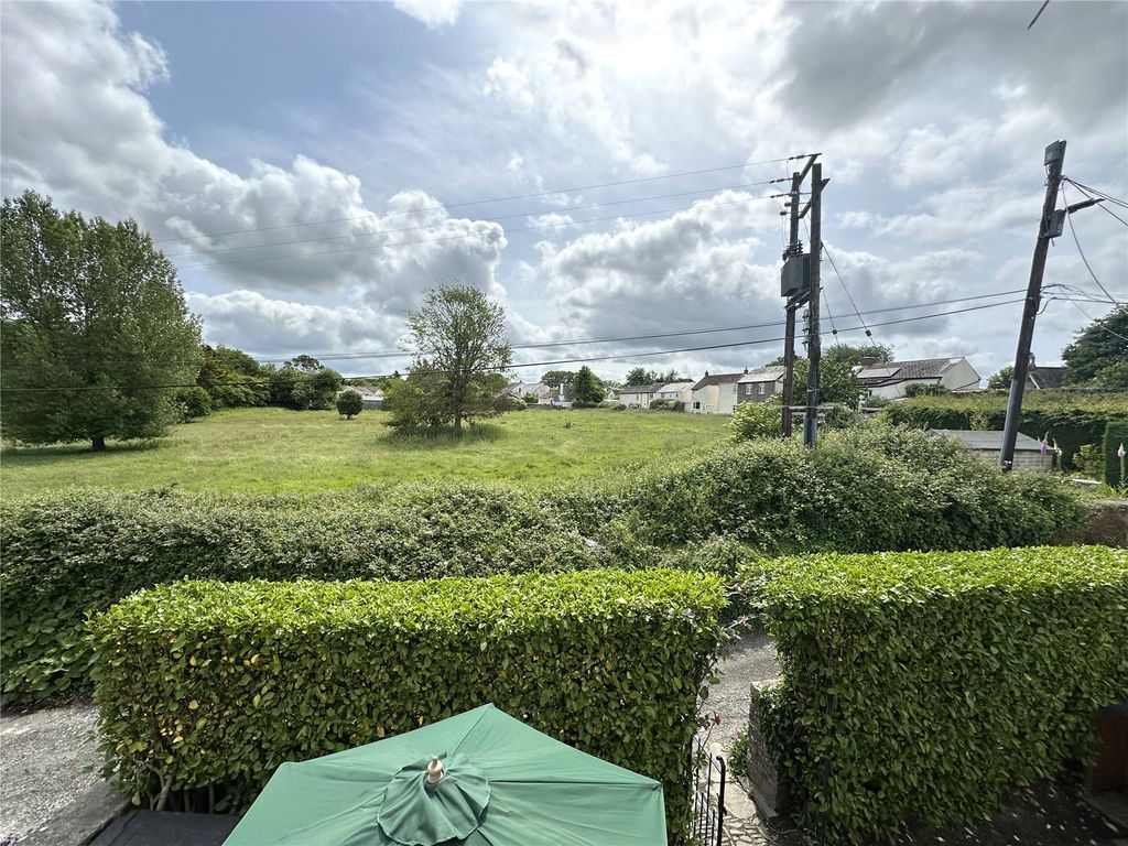 Property photo 3 of 37 Picture No. 42