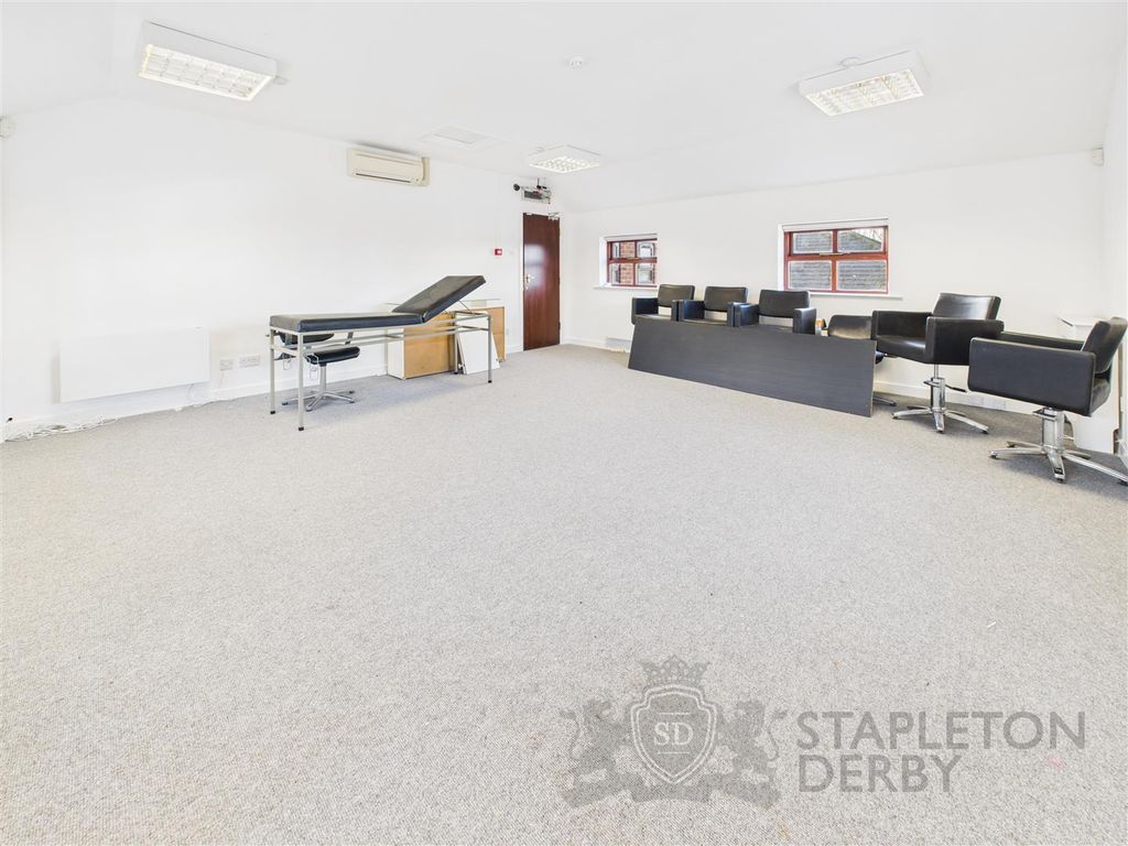 Property photo 2 of 7 Cam04709G0-Pr0287-Still001.Jpg