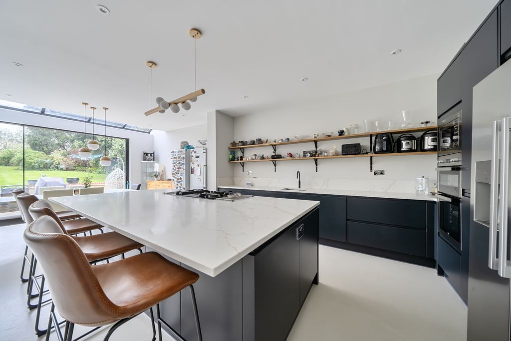 Property photo 2 of 18 1446654-12-69Df5c7939A7E