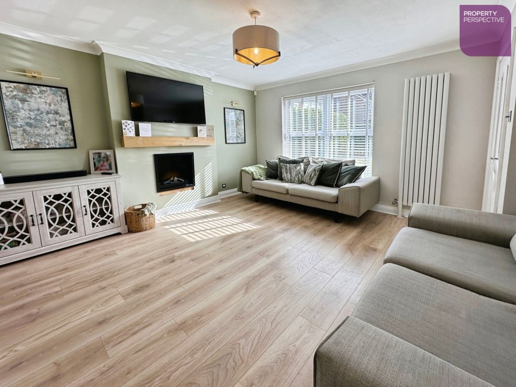 Property photo 2 of 18 Pbox-Img.Jpg