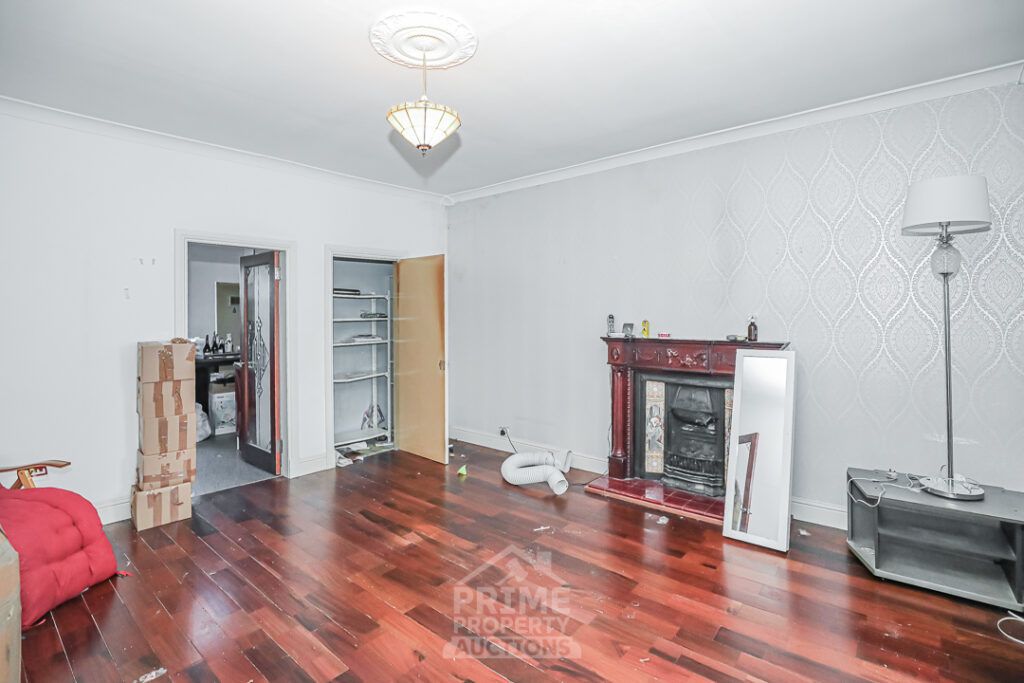 Property photo 3 of 13