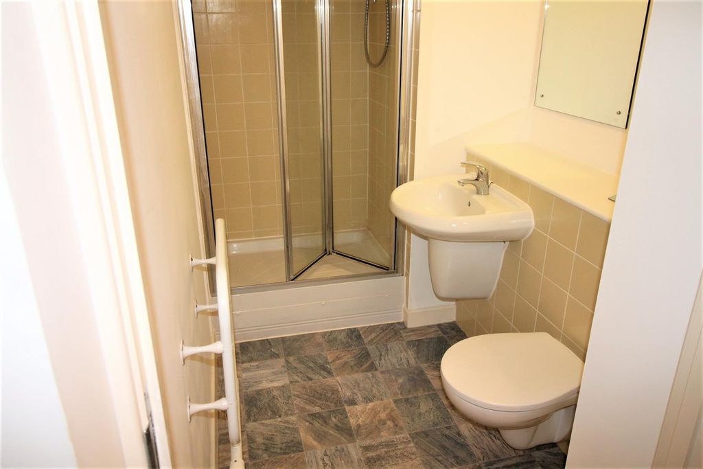 Property photo 3 of 3