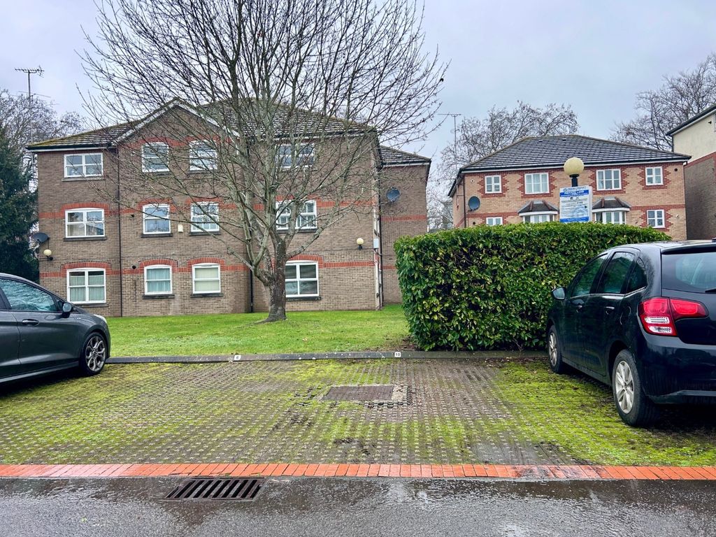 Property photo 1 of 10 4891190