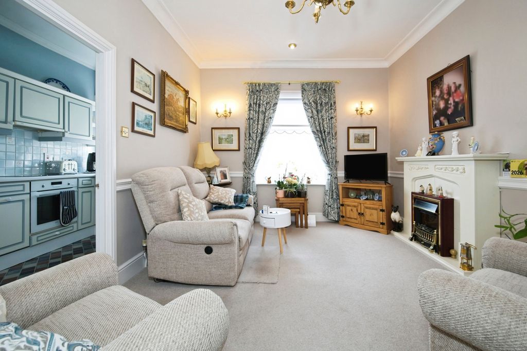 Property photo 3 of 15 Reception Room