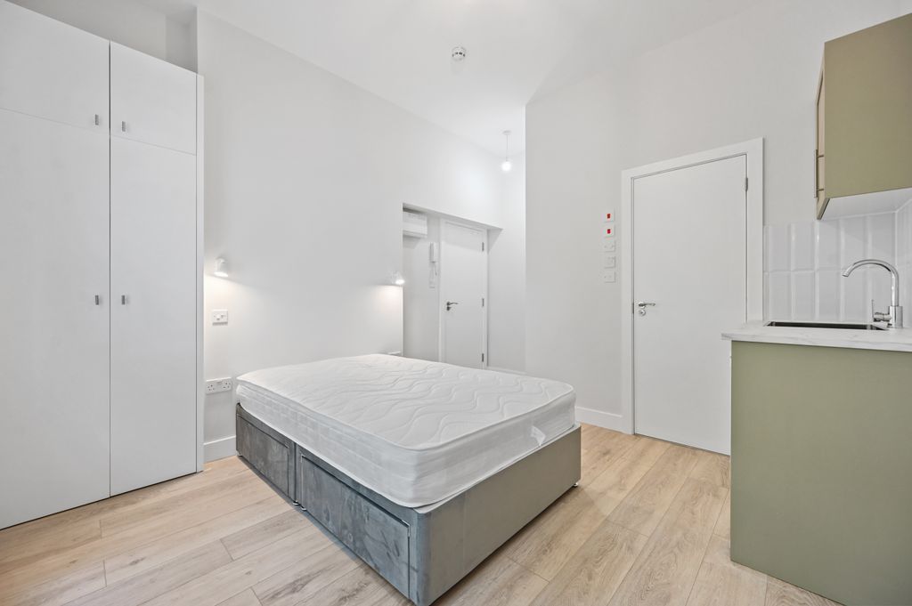 Property photo 2 of 7 Rcmikeposner- 91B St Georges Avenue Flat 1- Studio