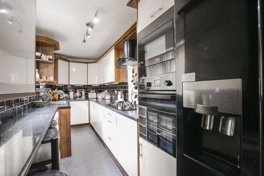 Property photo 1 of 11 1.Jpg