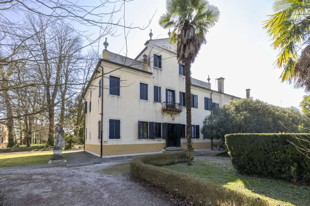 Property photo 3 of 30 <Alttext/>