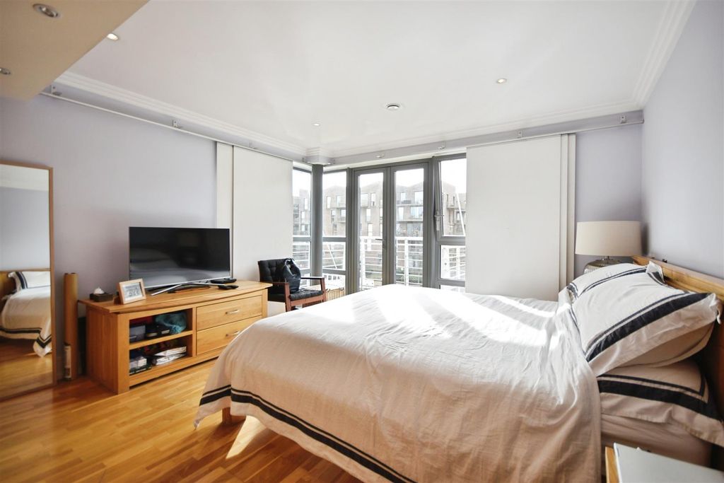 Additional image 11 of 2 bed flat for saleTallow Road, Brentford TW8