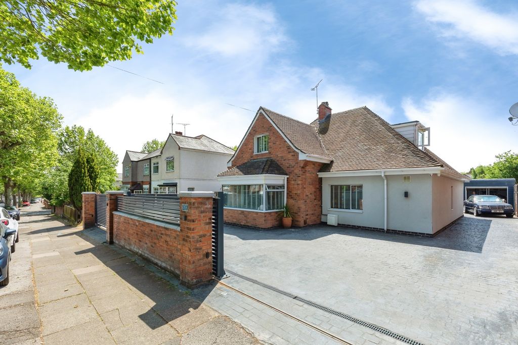 Property photo 1 of 22 Pbox-Img.Jpg