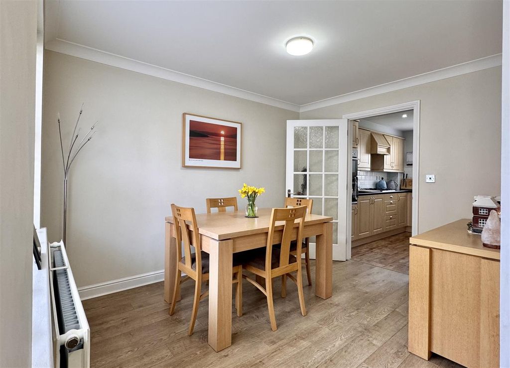 Property photo 3 of 25 Tempimage2Pt9Dn.Jpg