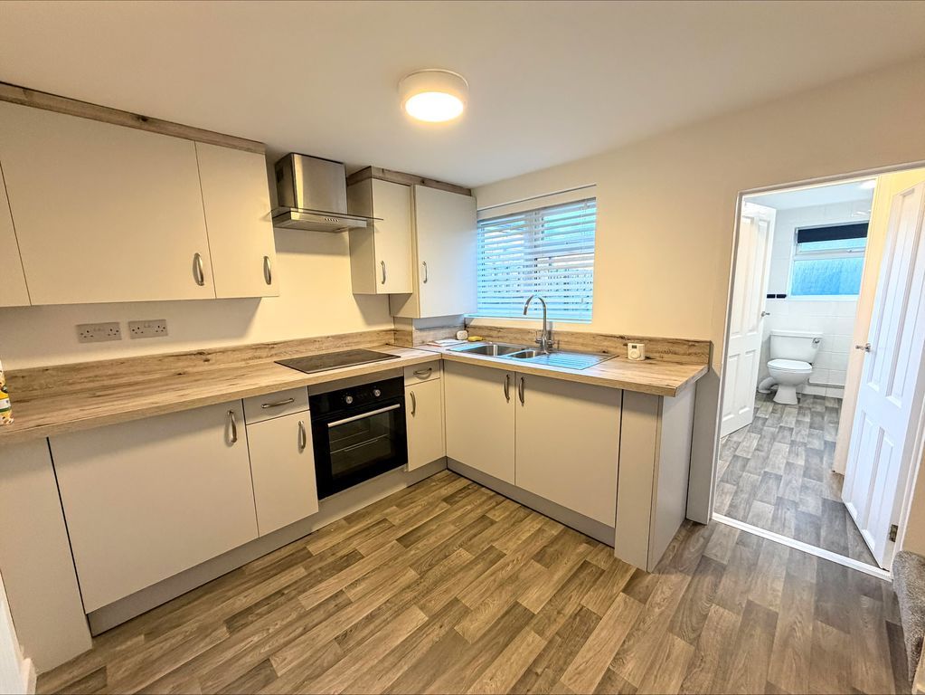 Property photo 3 of 7 Photo 5