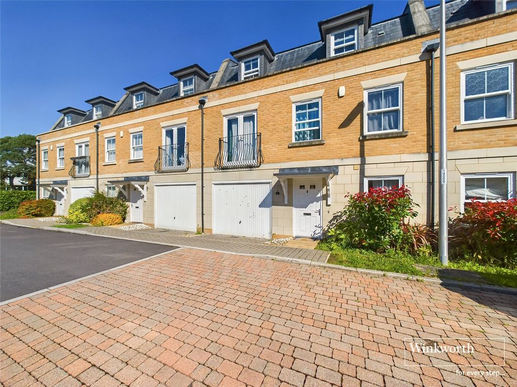 Property photo 1 of 14 Picture No. 18